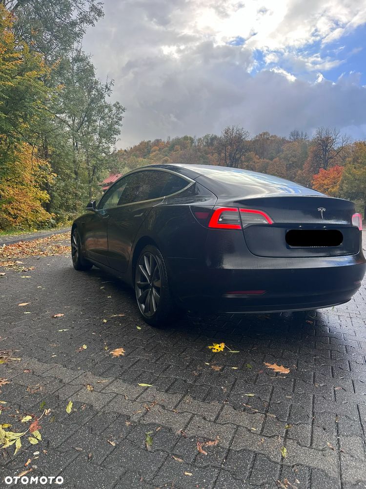 Tesla Model 3 Long Range RWD - 4