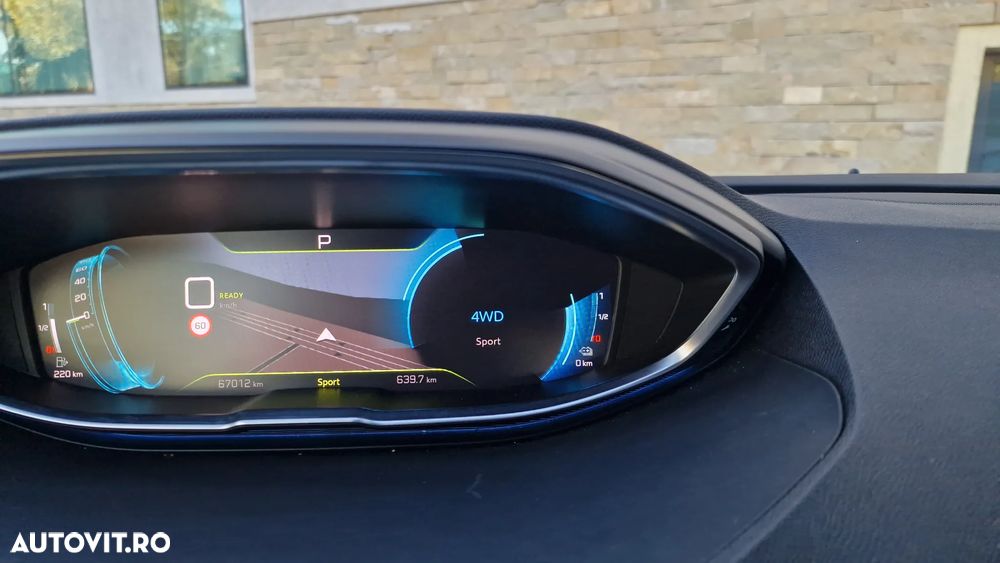 Peugeot 3008 PHEV 300 EAT8 4X4 Allure Pack - 10