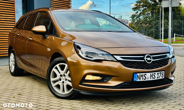 Opel Astra 1.6 D (CDTI) Sports Tourer Selection