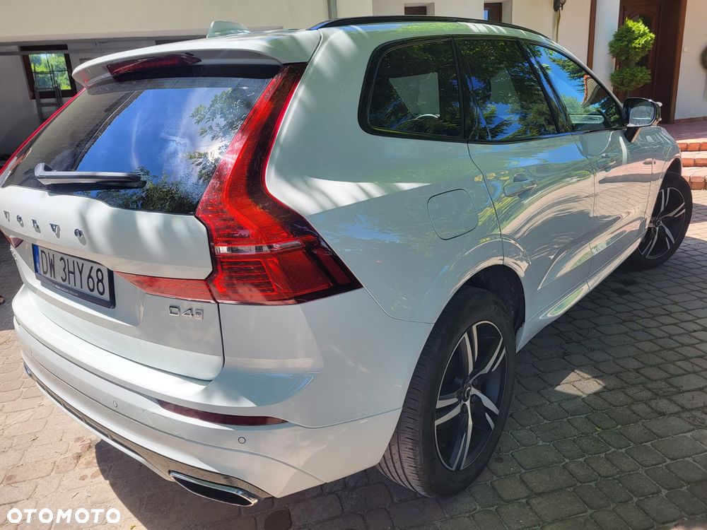 Volvo XC 60 D4 SCR R-Design - 4