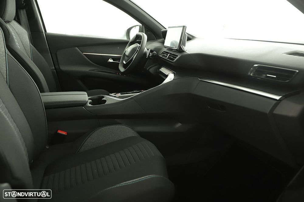 Peugeot 3008 1.6 Hybrid Allure e-EAT8 - 19