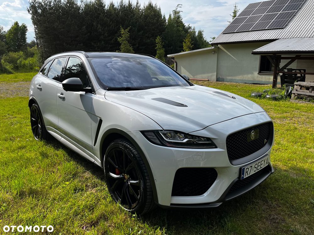 Jaguar F-Pace