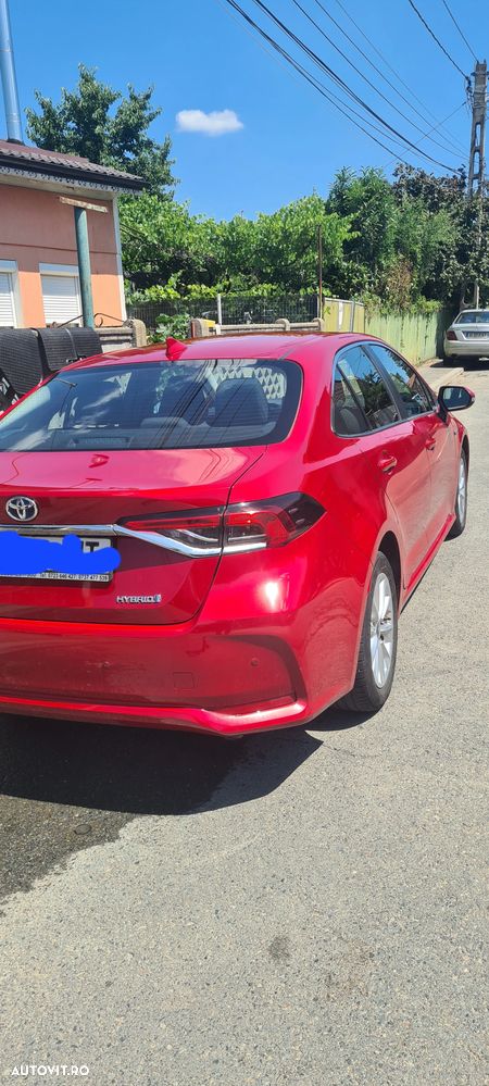 Toyota Corolla 1.8 HSD Dynamic - 3