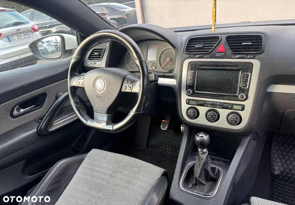 Volkswagen Scirocco - 11