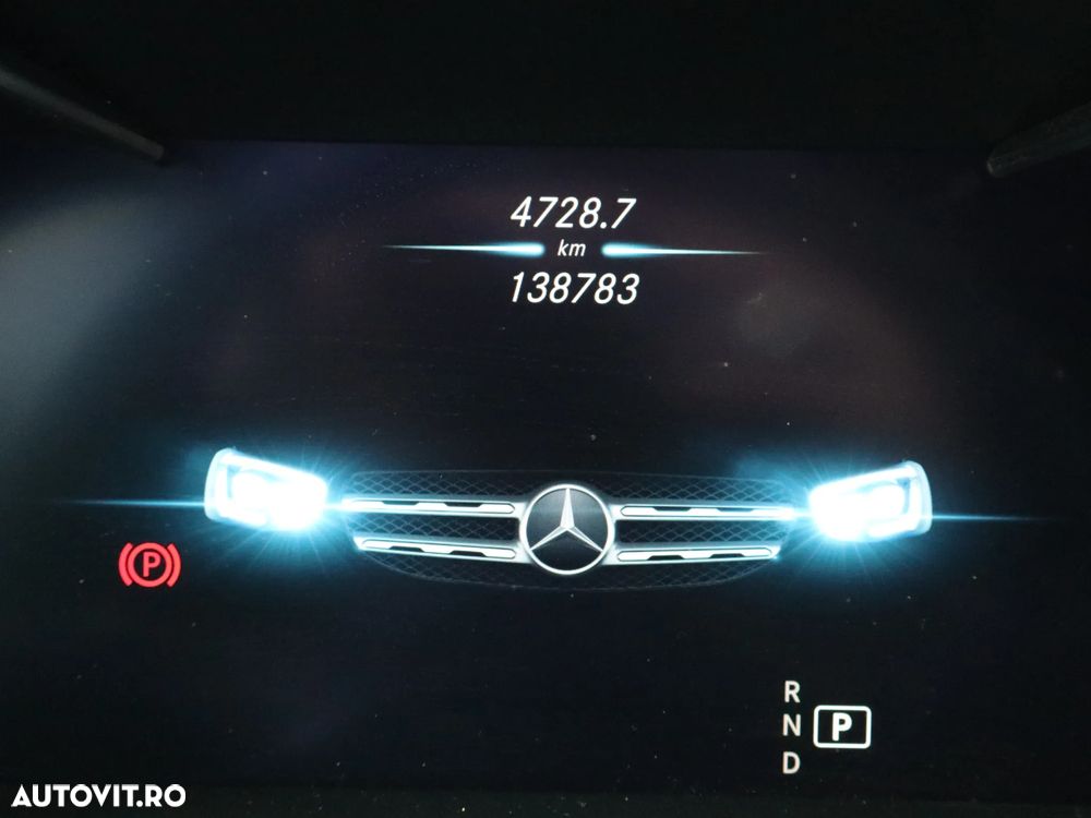 Mercedes-Benz GLC 300 4MATIC MHEV - 12