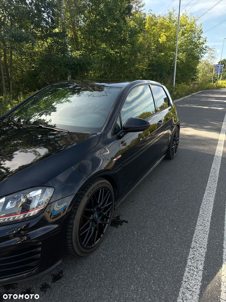 Volkswagen Golf 2.0 GTI - 16