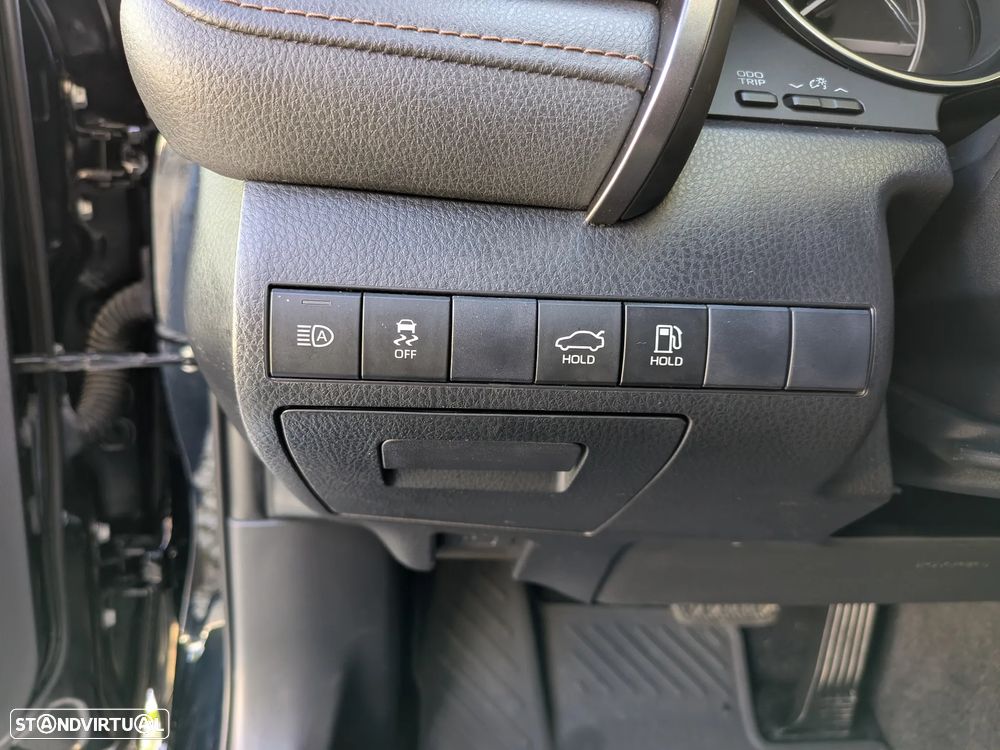 Toyota Camry 2.5 HDF Exclusive - 9