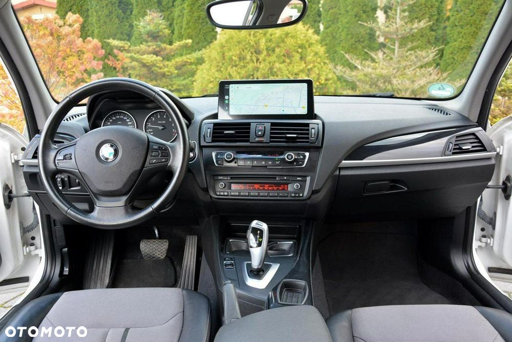 BMW Seria 1 125i Sport-Aut Urban Line - 26