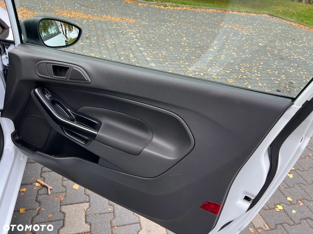 Ford Fiesta 1.25 Ambiente - 14