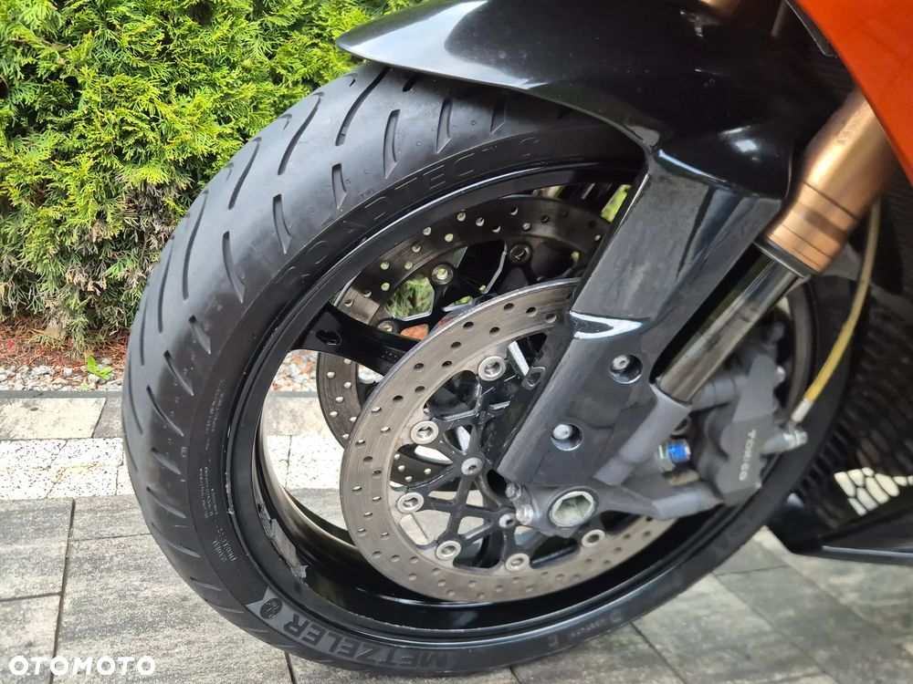 Suzuki GSX-R - 18
