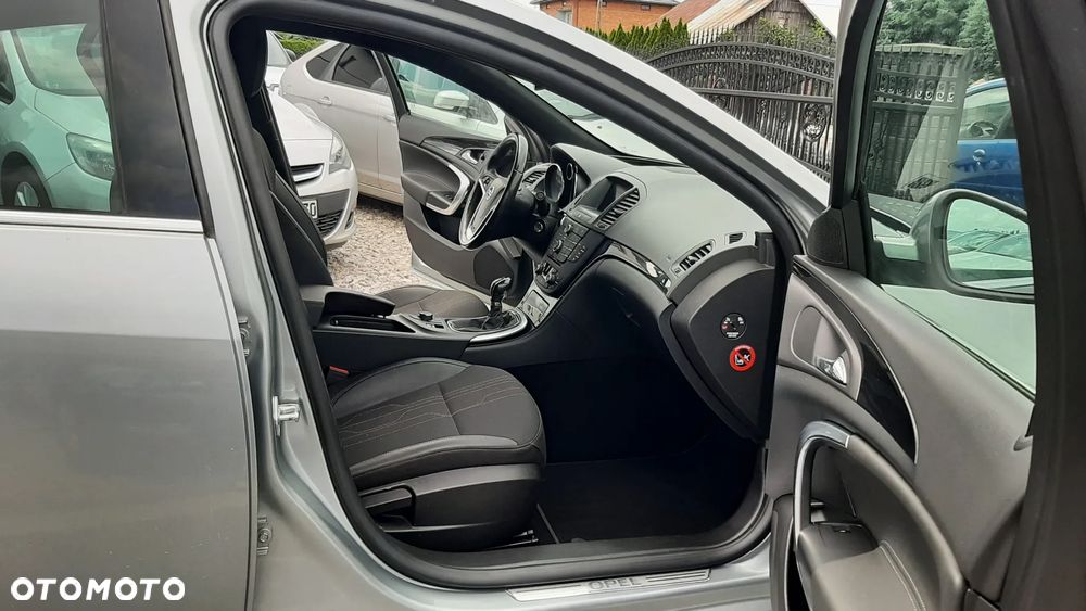Opel Insignia - 18