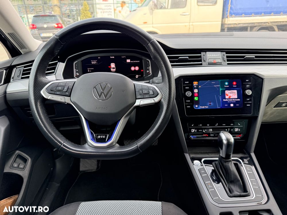 Volkswagen Passat - 25