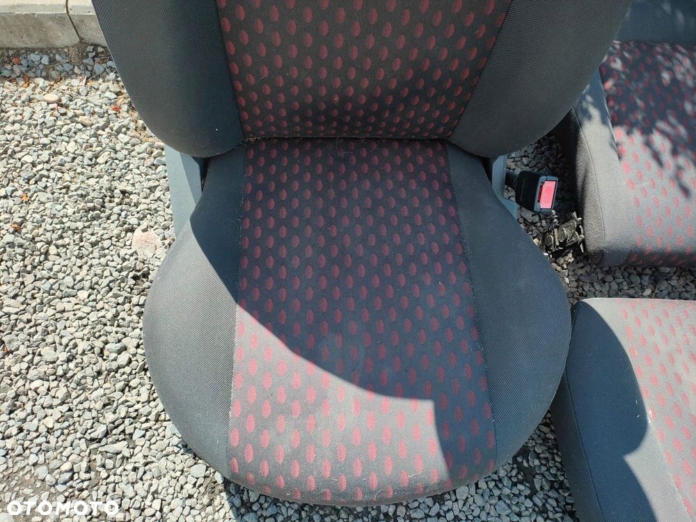 FORD FIESTA MK6 02- FOTELE KOMPLET 5-DRZWI - 10