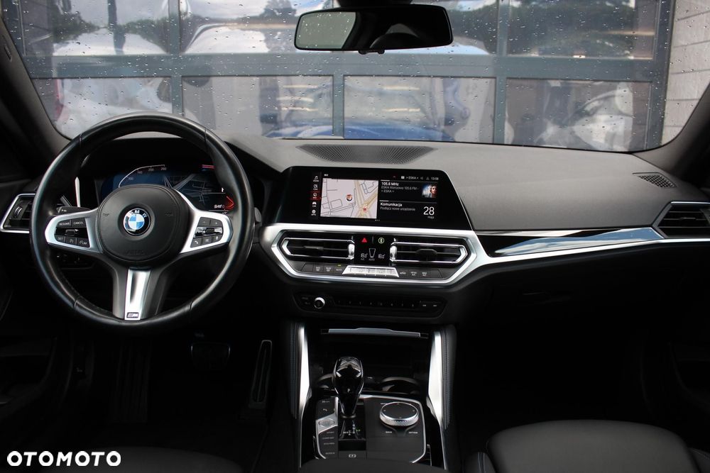 BMW Seria 2 220d M Sport - 6