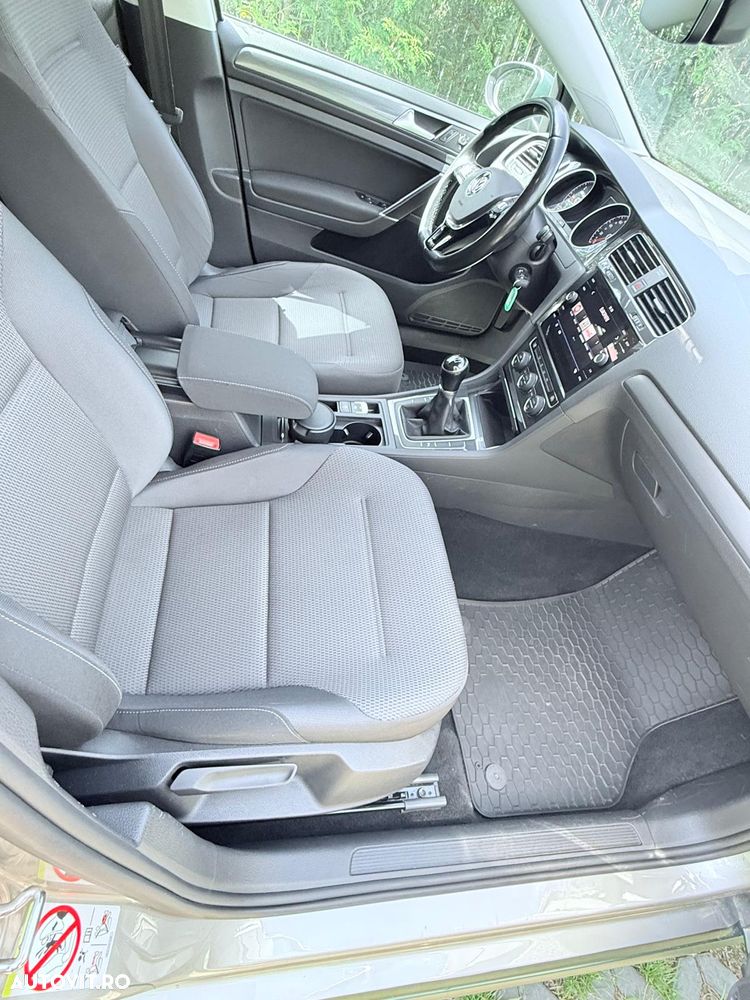 Volkswagen Golf 1.6 TDI Trendline - 8