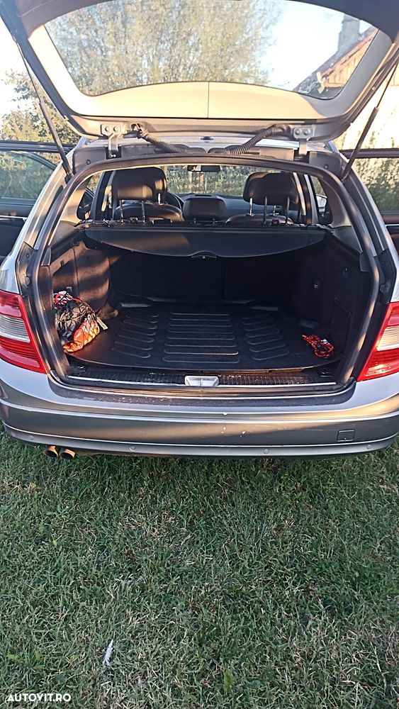 Mercedes-Benz C 200 T-modell - 1