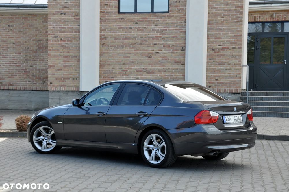 BMW Seria 3 - 15