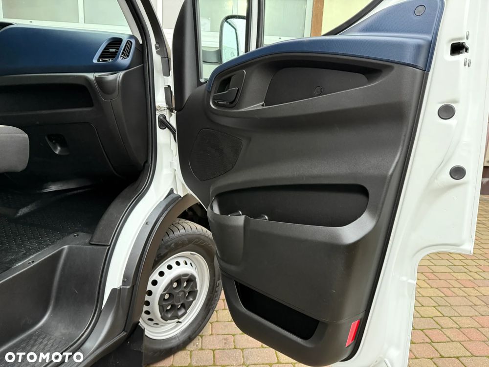 Iveco Daily Izoterma Winda - 22