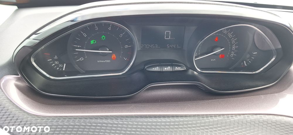 Peugeot 2008 - 7