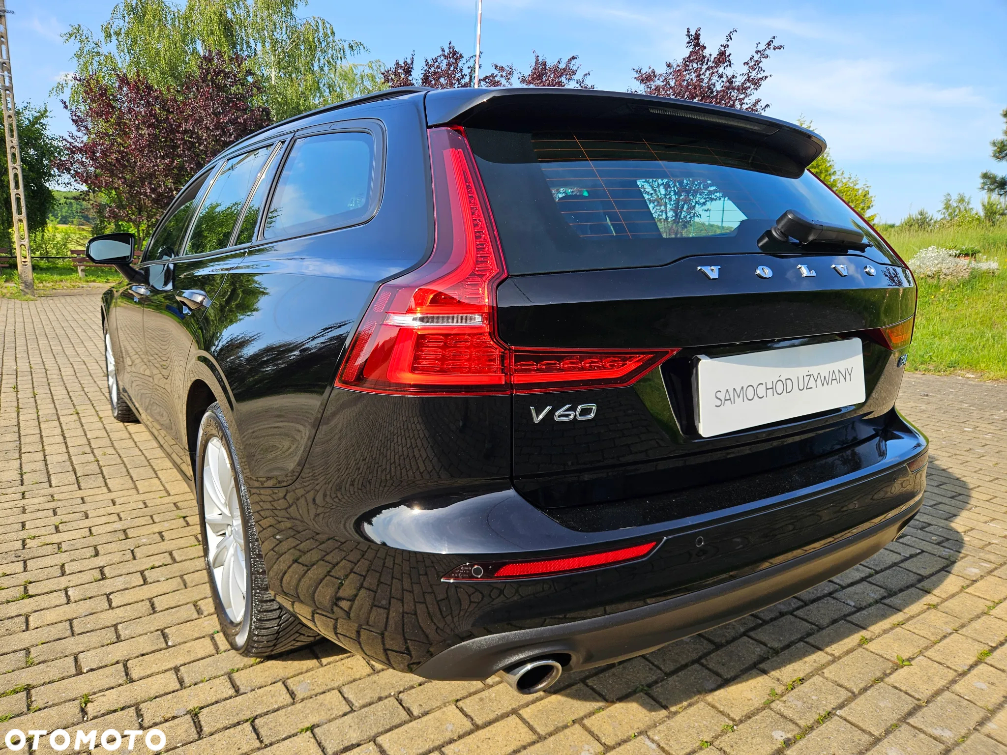 Volvo V60 D4 Momentum Pro - 10