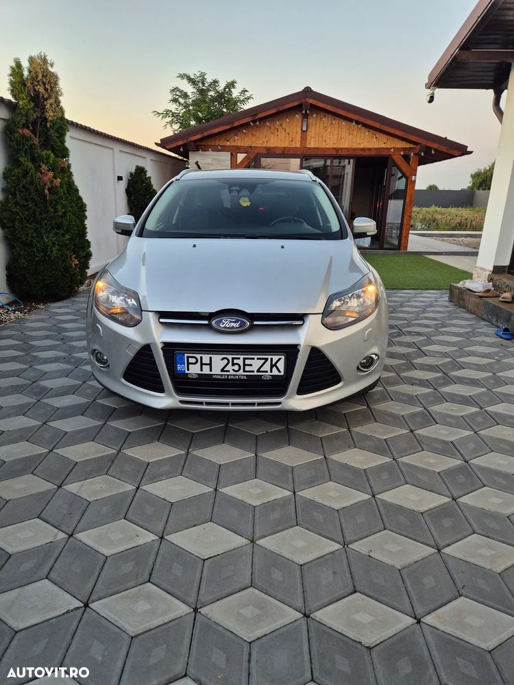 Ford Focus 1.0 EcoBoost Start-Stopp-System TITANIUM - 4