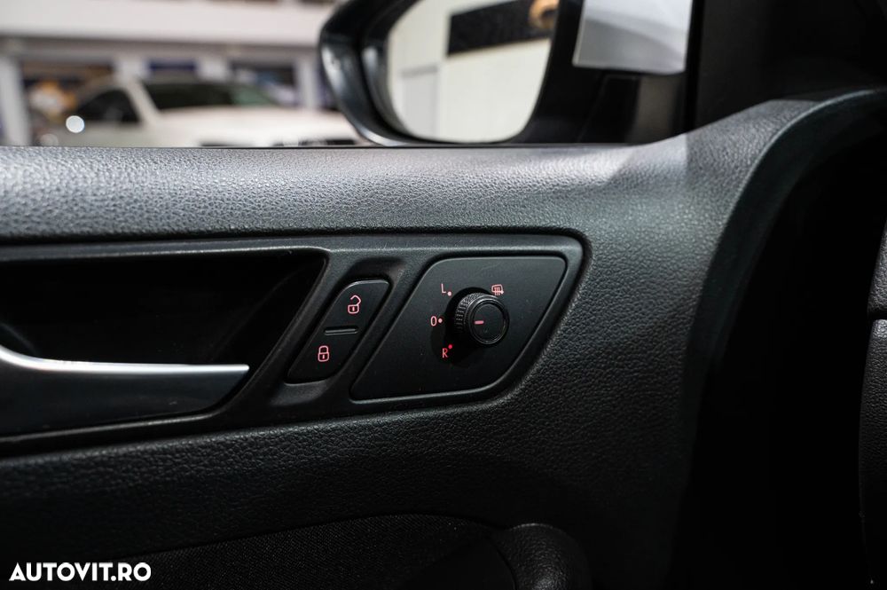 Volkswagen Jetta 2.0 TDI DSG BlueMotion Technologie - 22