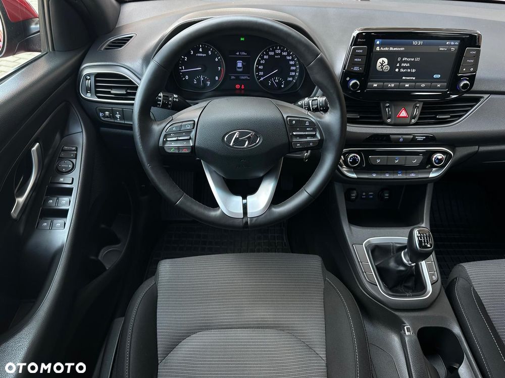 Hyundai i30 - 24