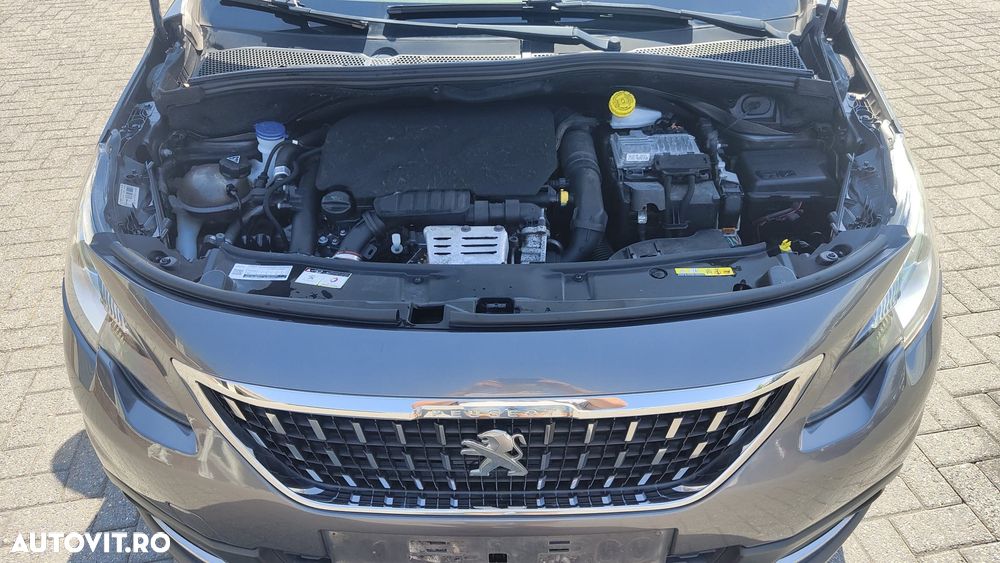 Peugeot 2008 PureTech 110 Style - 5