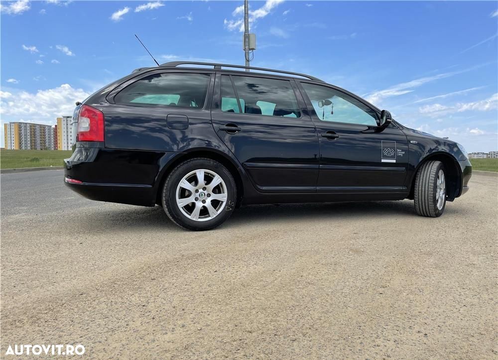 Skoda Octavia 1.8 TSI Laurin Klement DSG - 4
