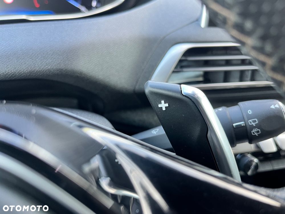 Peugeot 3008 BlueHDi 130 Stop & Start EAT8 Allure Business-Paket - 26