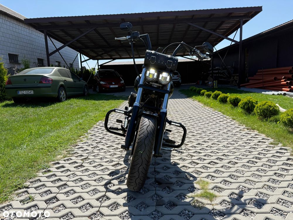 Harley-Davidson Dyna Fat Bob - 5