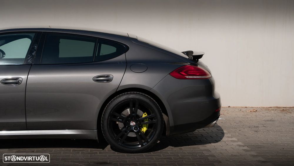 Porsche Panamera S Hybrid - 9