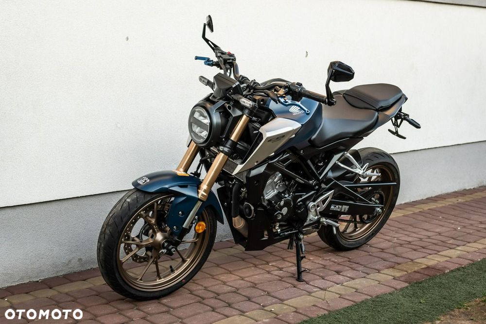 Honda CB - 7