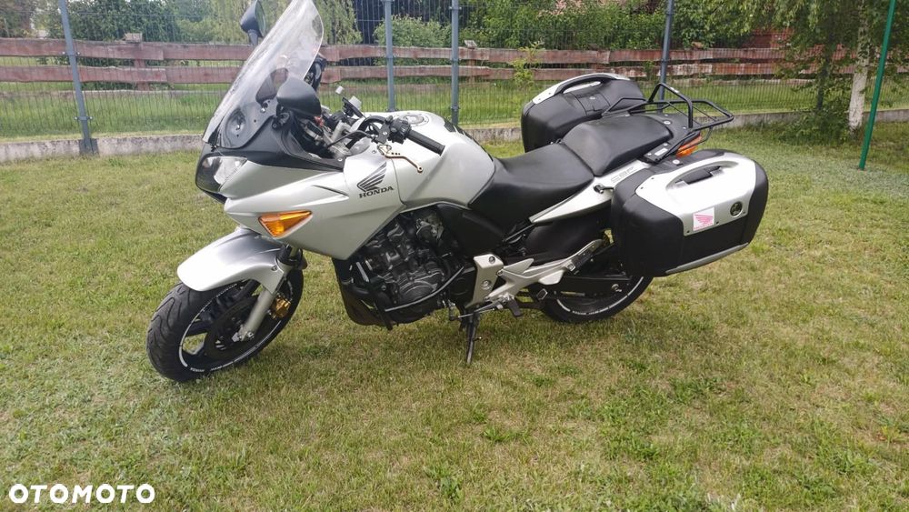 Honda CBF - 1