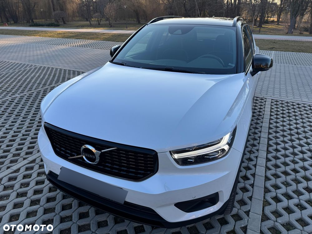Volvo XC 40 T5 AWD R-Design - 2
