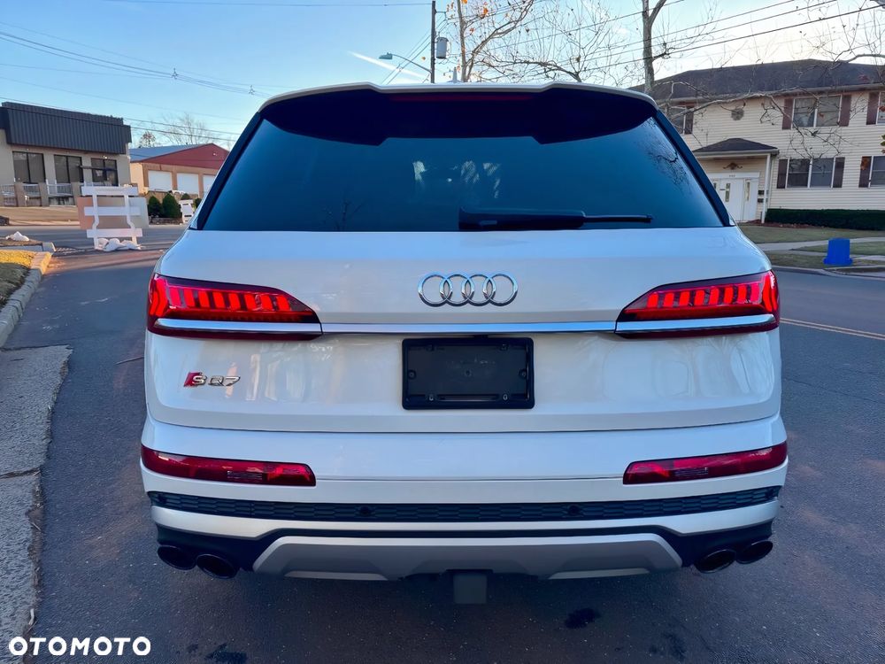Audi SQ7 TFSI quattro tiptronic