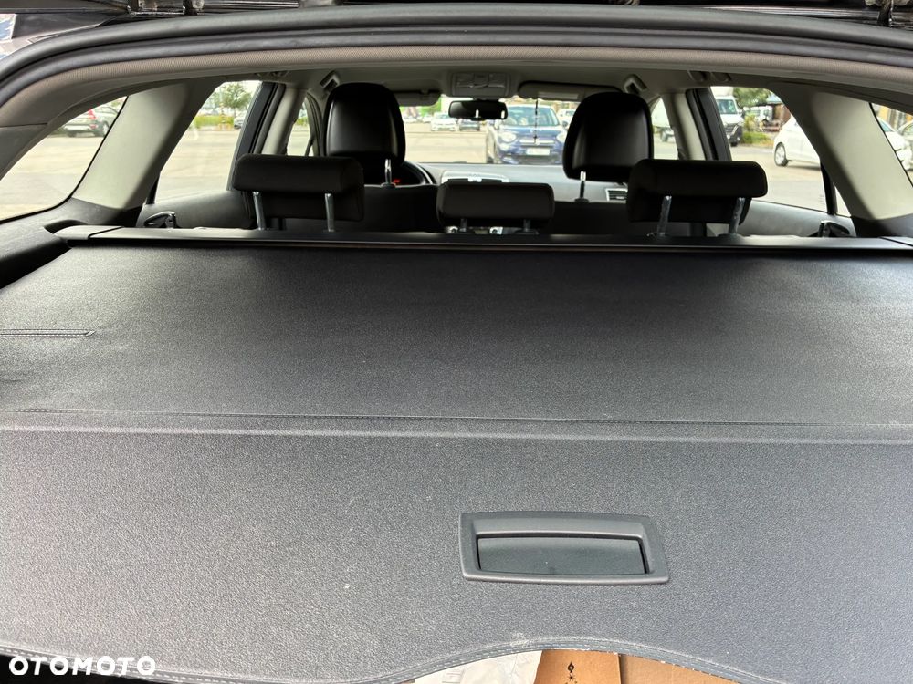 Toyota Avensis 1.8 Luna - 6