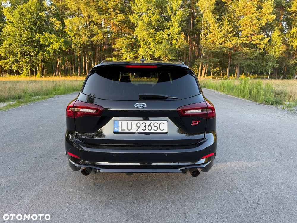 Ford Focus 2.3 EcoBoost ST X - 5