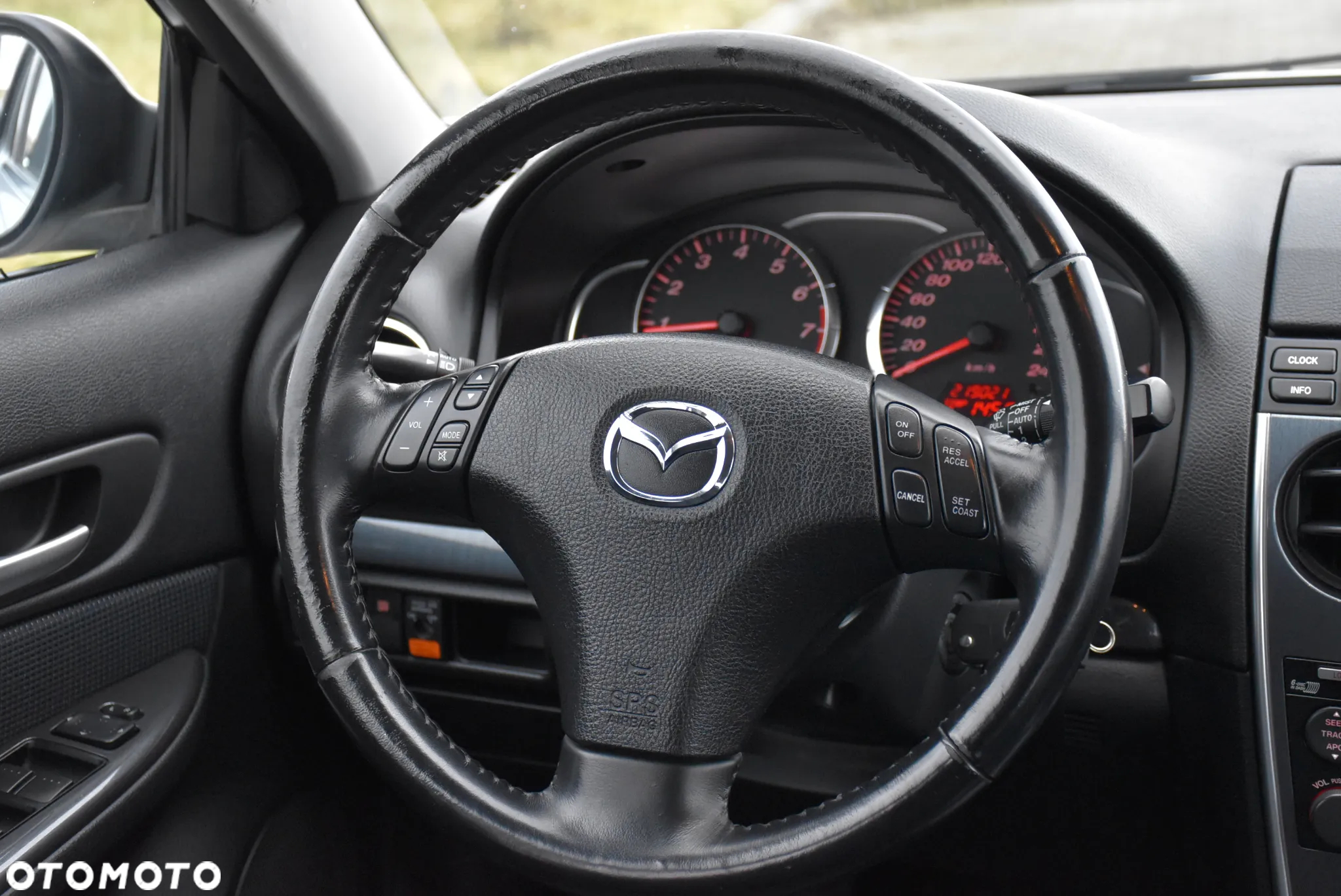 Mazda 6 2.0 Exclusive + - 21