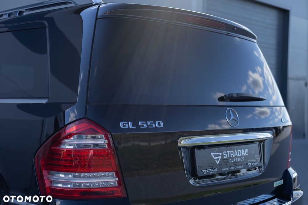 Mercedes-Benz GL 500 4Matic 7G-TRONIC Grand Edition - 8