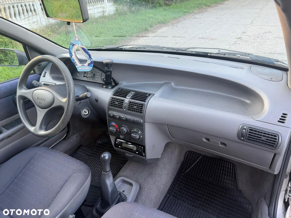 Fiat Punto - 6