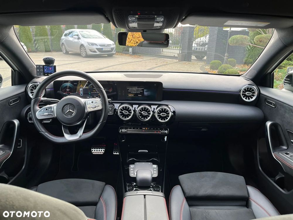 Mercedes-Benz Klasa A 200 AMG Line 7G-DCT - 9
