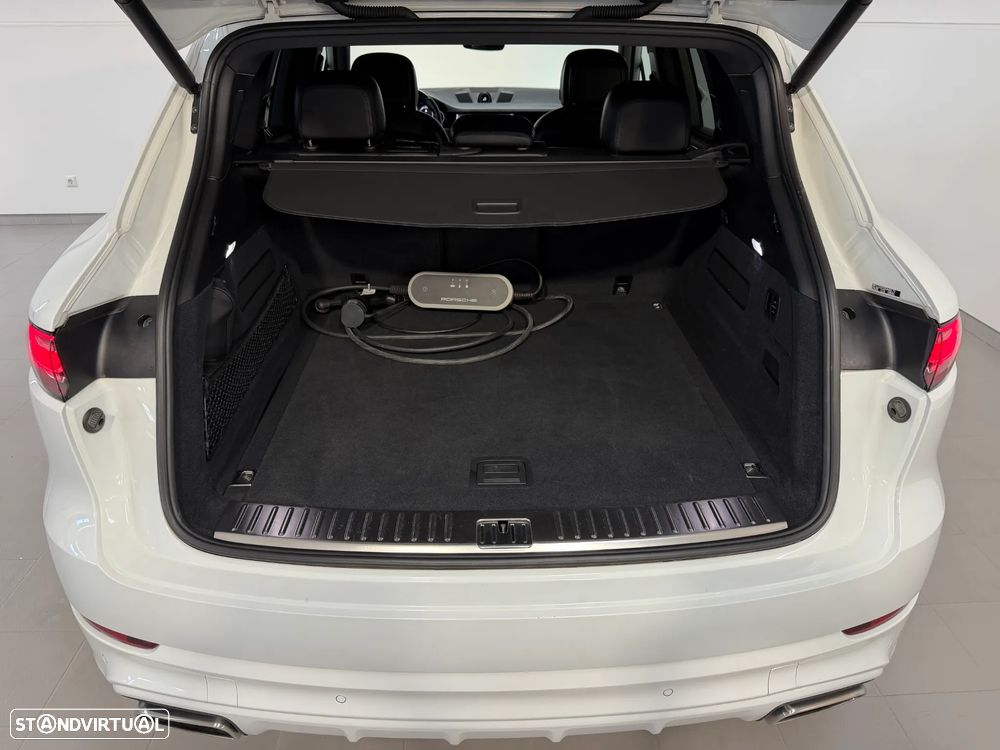 Porsche Cayenne E-Hybrid - 29