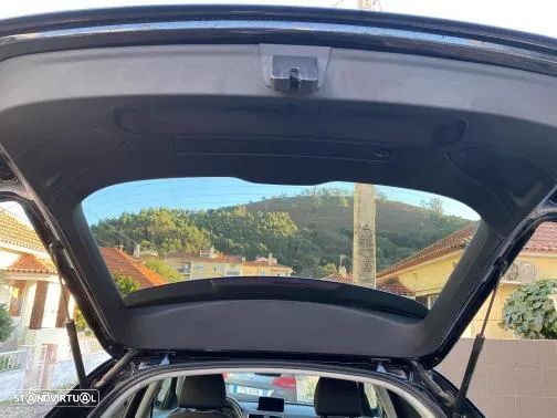 Audi Q3 2.0 TDI S tronic design - 7
