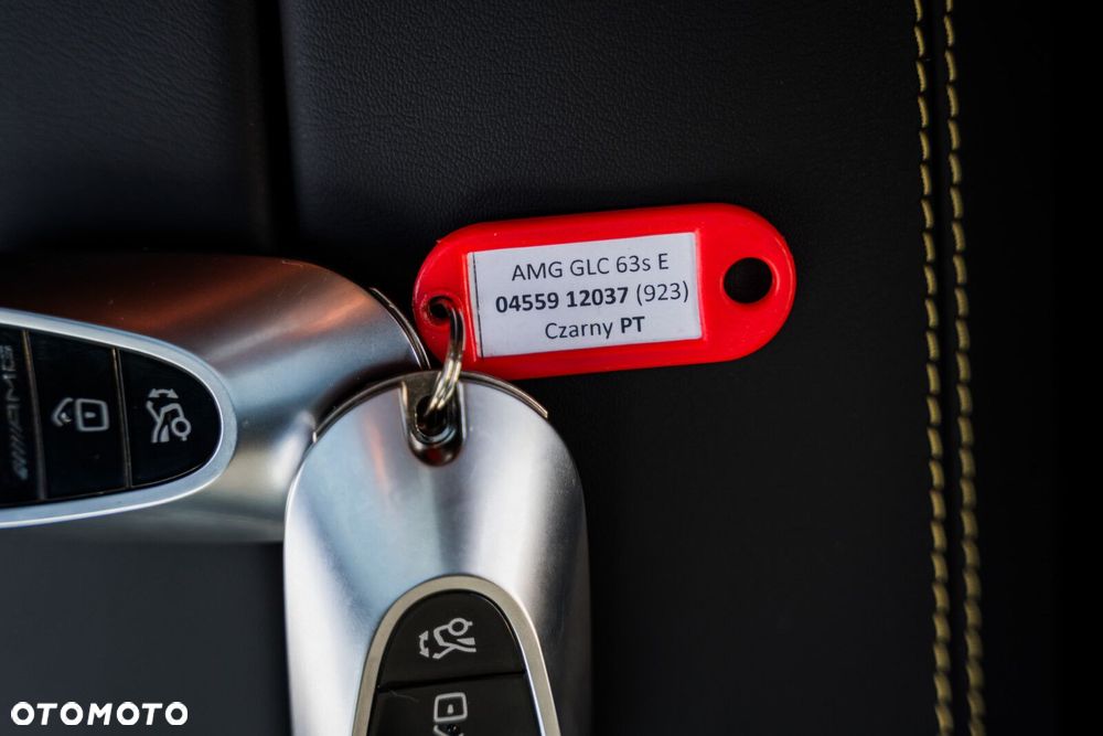 Mercedes-Benz GLC - 30