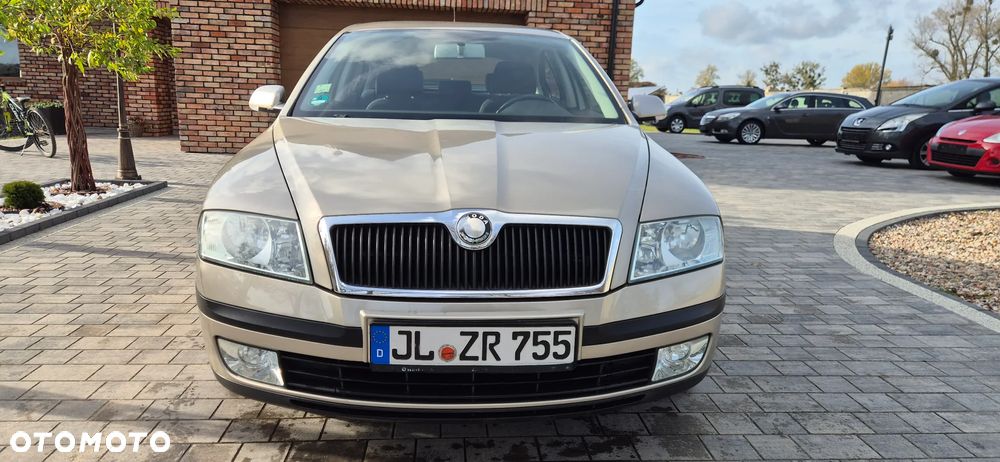 Skoda Octavia 1.6 Active - 5