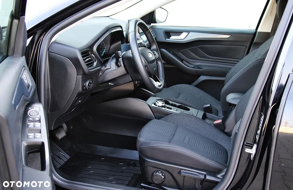 Ford Focus 1.0 EcoBoost Active - 18