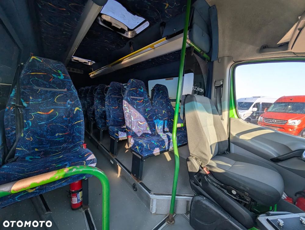 Mercedes-Benz Sprinter 516 - 10