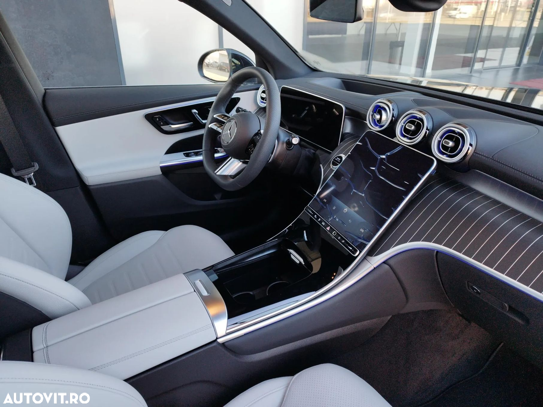 Mercedes-Benz GLC - 13