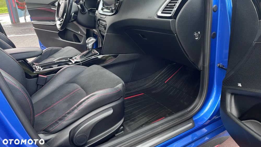 Kia ProCeed 1.6 T-GDI GT DCT - 19